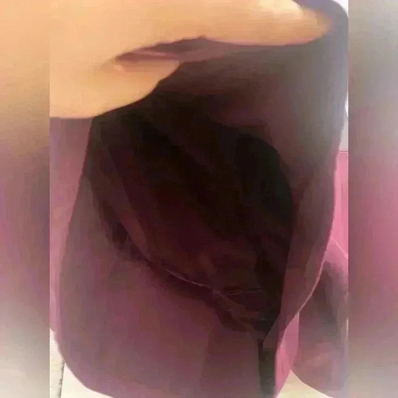 Lululemon | Run Speed Short Plum Pow Stripe
Angel Wing | Sz 8 | EUC - Picture 5 of 7